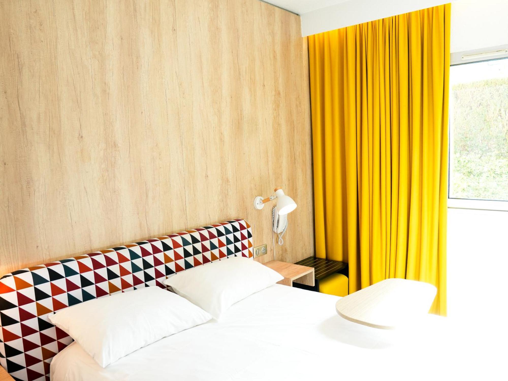 Ibis Styles Caen Centre Historique Hotel Exterior foto